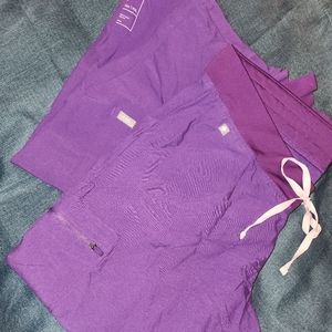 Ultra Violet Figs Scrub Set